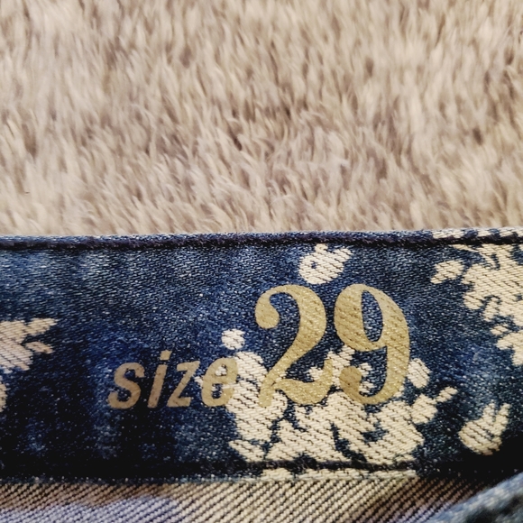 J. Crew Indigo Floral Cropped Matchstick jeans - Picture 5 of 10